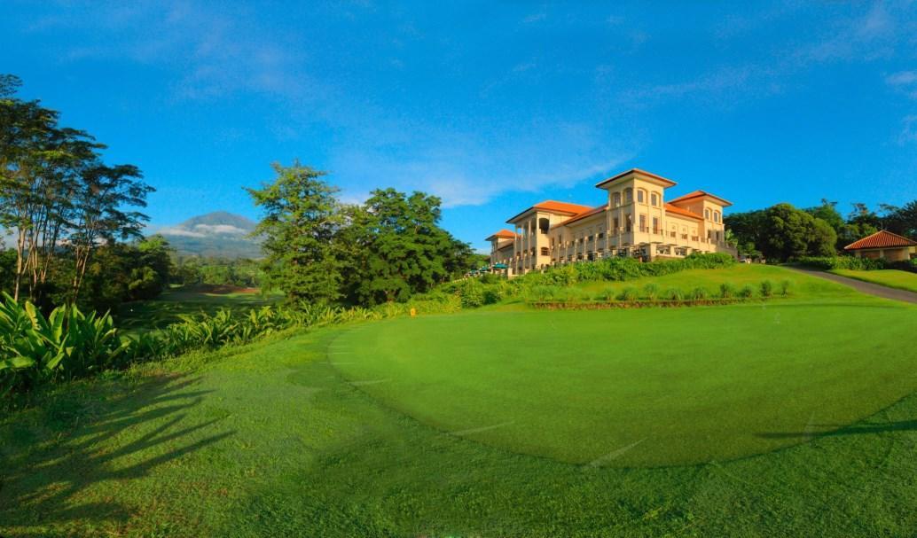Finna Golf & Country Club Prigen Esterno foto